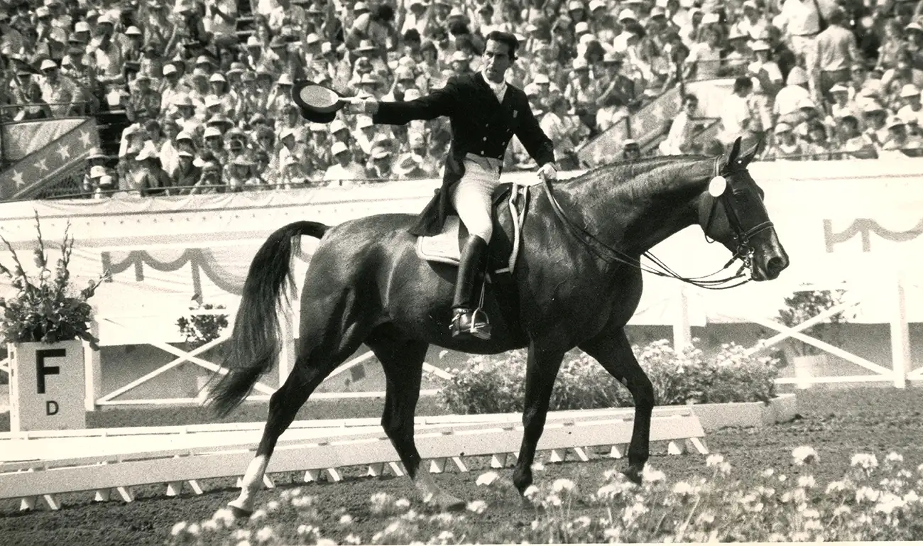 1984-Robert-Dover452